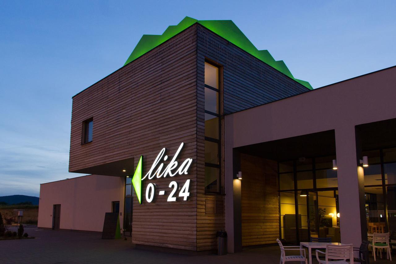 Hotel Lika Sjever Brinje Bagian luar foto